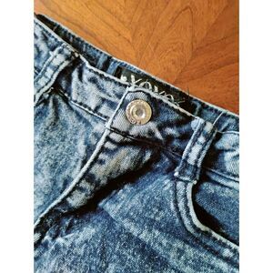 XOXO brans Girls Denim Shorts - Size: 6       (1136)